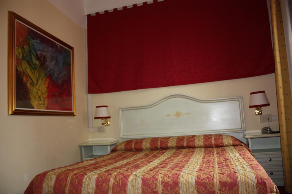 Ca' Pedrocchi Affittacamere 3*